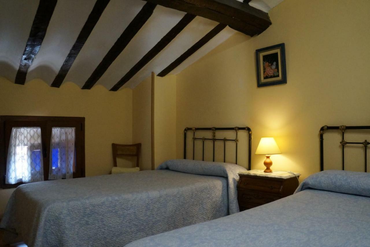 Bed and Breakfast La Alpargateria Villafranca Montes De Oca Exterior foto